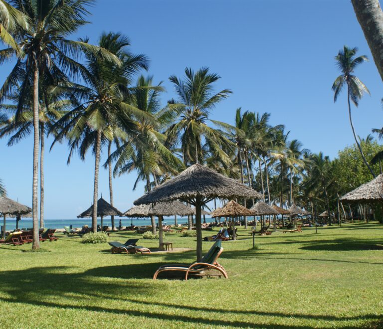 Kenya beach safari escapes